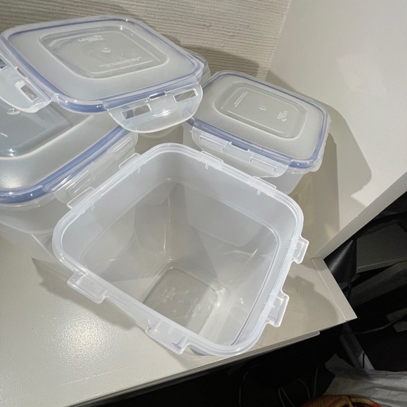 Lock&Lock Containers - Picture 3 of 5